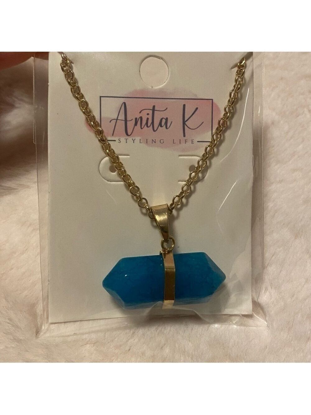515.NWT Teal Agate Necklace